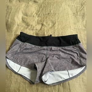 LULULEMON speed up lined shorts 2.5 inches size 6